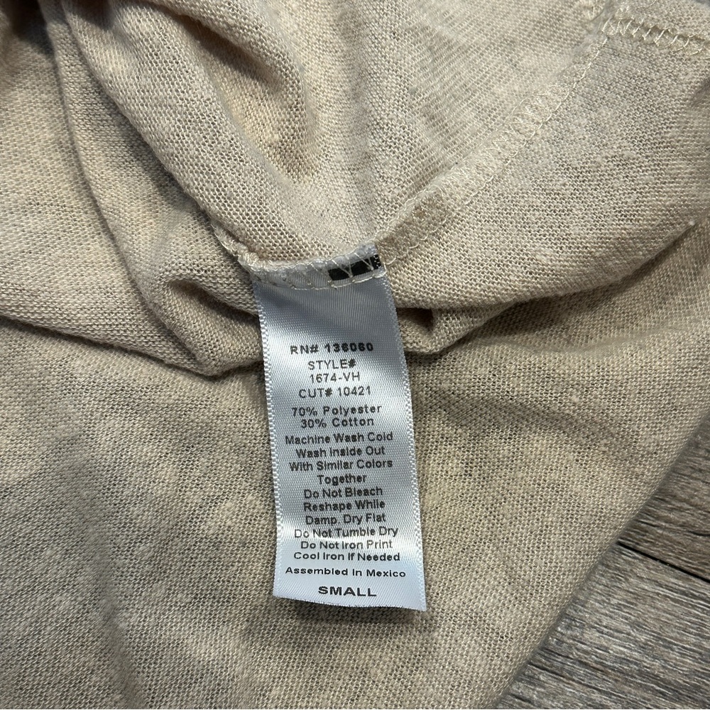 PST Project Social T Los Angeles Casual Tan Cream V-Neck Small - Picture 8 of 9
